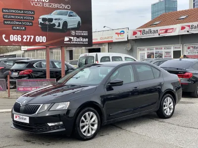 Škoda Octavia 1.6 TDI/NAV/LED